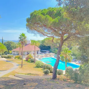 Lbv Les Bastidons De Villepey Hébergement de vacances